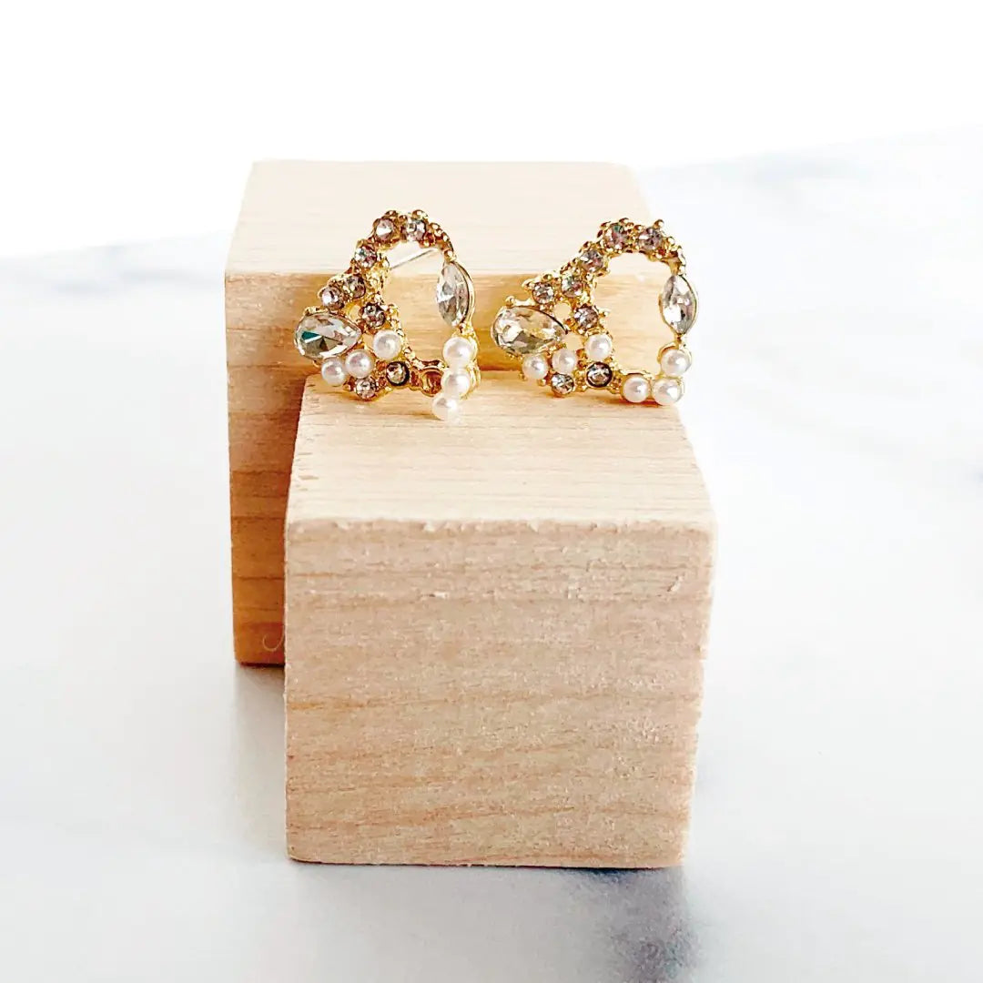 Seth Earrings – Mood-Lifting Heart Earrings